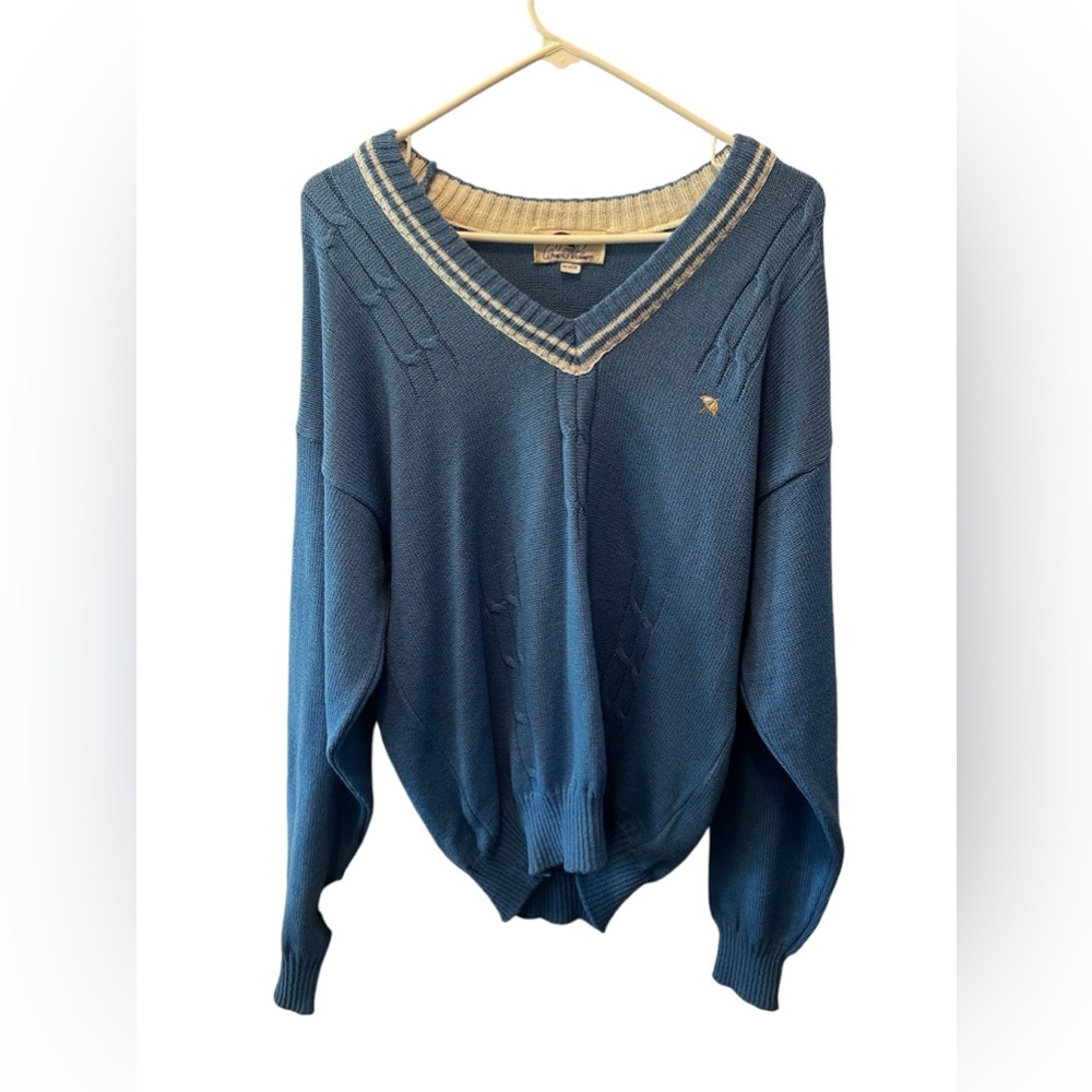 Arnold Palmer blue and white knitted v-neck long sleeve